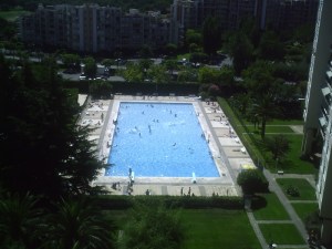 La piscine gigantesque !
