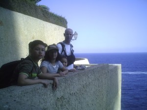 On survole la mer...