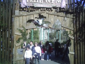 Nous aussi, on peut enfoncer les portes !