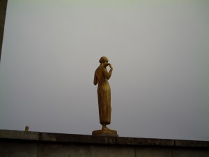 Aucun touriste... que des statues...