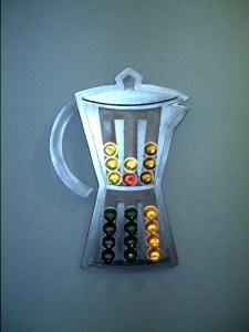 Capsules café encastrées dans une cafetière... pas mal comme idée !
