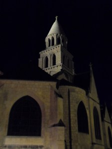 Poitiers-by-night