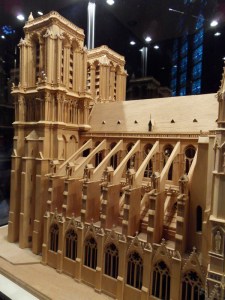 Dimanche-de-Päques-à-Notre-Dame-(8)