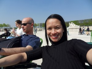 At-the-Tuileries-(4)