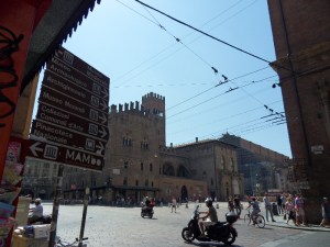 B. Bologna (6)