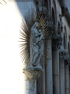 Lucca (72)